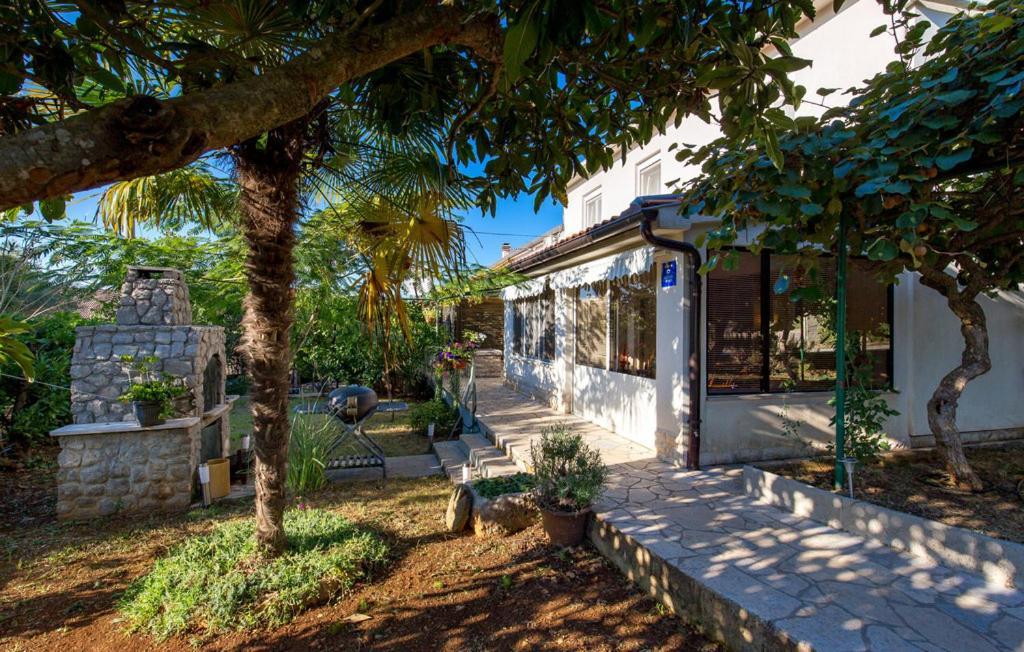 House Noa Malinska Exterior foto